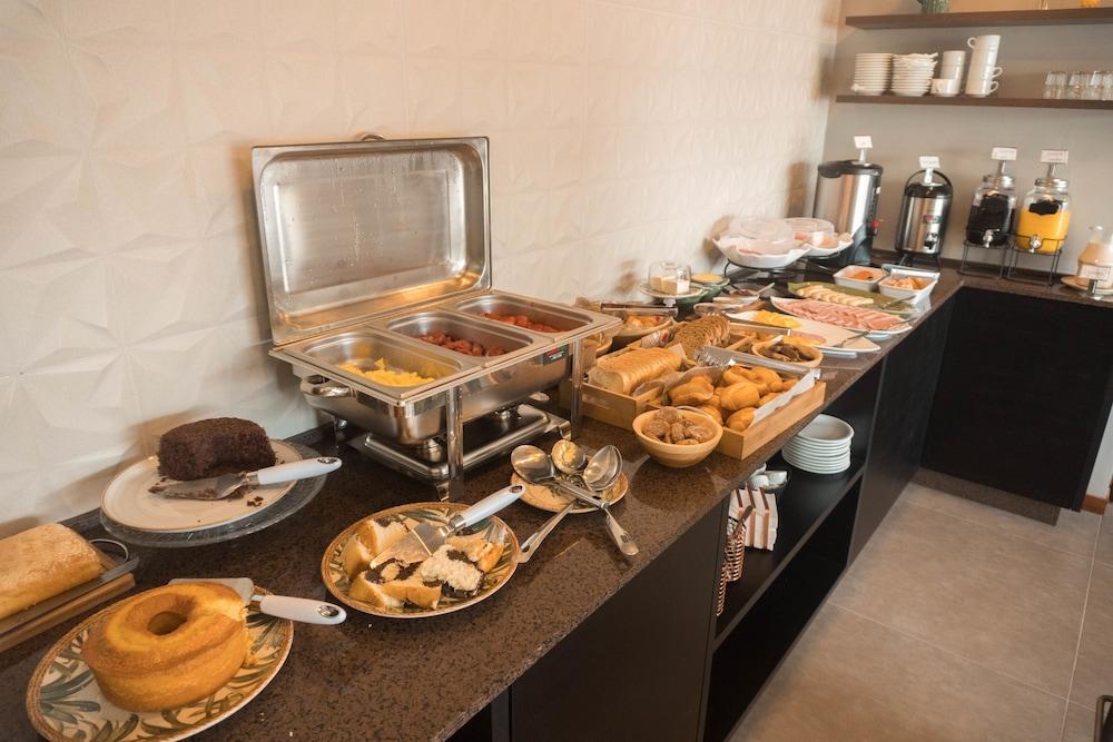 Hotel Blumenhof Balneário Camboriú Eksteriør billede